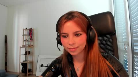 Lola doll online show from 04.25.26