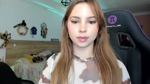 Lola doll online show from 06.15.26