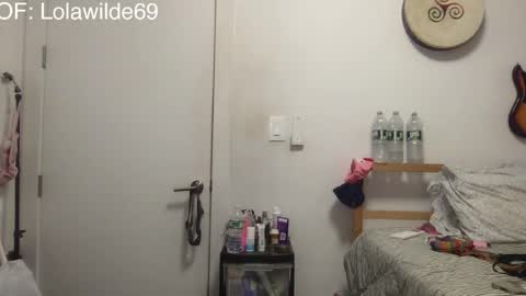 Snapshot of lolita_wilde390 chatting on 05.21.26 Lolita Wildes Back online show from 05.21.26