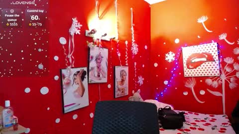 lollita_little online show from 11.21.25