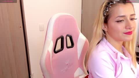 Lolly  online show from 01.03.25