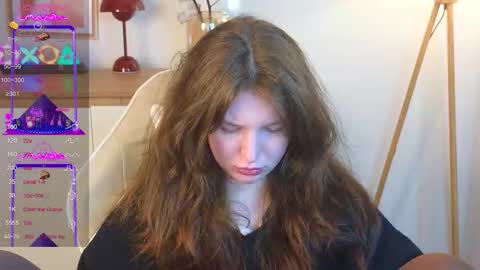 Snapshot of lolly_pump chatting on 10.01.25 Mona online show from 10.01.25