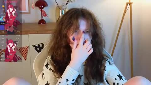 Snapshot of lolly_pump chatting on 11.03.25 Mona online show from 11.03.25