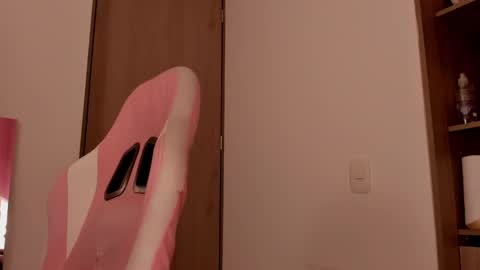 Snapshot of lollypetitte_ chatting on 03.02.25 Lolly online show from 03.02.25