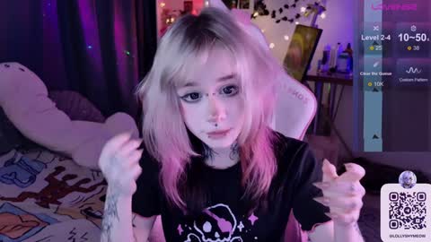 Lolly   online show from 12.06.24