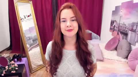 Snapshot of lolomercier chatting on 02.22.25 LoloMercier online show from 02.22.25