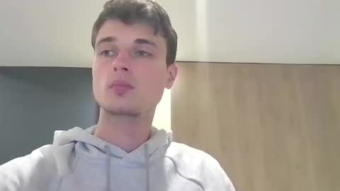 Snapshot of london_tomy chatting on 09.13.25 london_tomy online show from 09.13.25