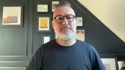 EnglishBear online show from 10.06.25