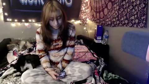 Snapshot of londonray chatting on 06.23.26 londonray online show from 06.23.26
