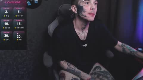 Snapshot of lone1ycrystal chatting on 01.06.25 Chris online show from 01.06.25