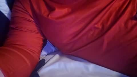 Snapshot of long101212 chatting on 02.06.25 long101212 online show from 02.06.25