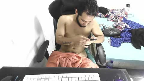 Marvin Santiago online show from 04.25.26
