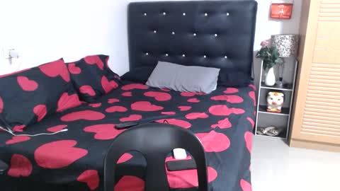 Snapshot of longasiansausage chatting on 09.14.25 TOPwithEXTRABiG online show from 09.14.25