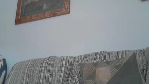 Snapshot of longnight5 chatting on 11.20.25 Alejandro Rulitos Twitter longnight55 Intagram 5longnight5 online show from 11.20.25