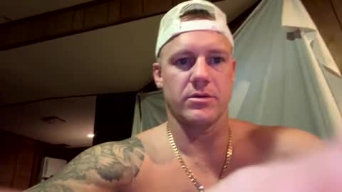 Snapshot of longstrokin8869 chatting on 02.14.25 Bradsobad88 online show from 02.14.25