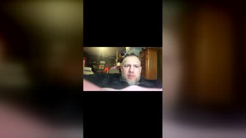 Snapshot of longstrokin8869 chatting on 03.08.26 Bradsobad88 online show from 03.08.26