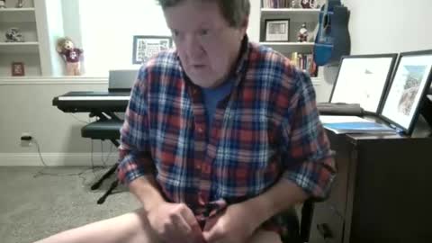 Snapshot of lonlynude chatting on 04.02.26 lonlynude online show from 04.02.26