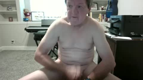 Snapshot of lonlynude chatting on 06.16.26 lonlynude online show from 06.16.26