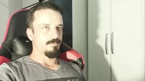 Lucas online show from 01.01.25