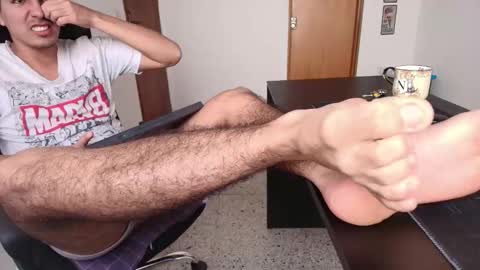 looki 16 online show from 11.11.25