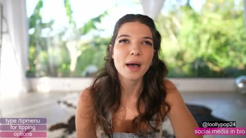 Snapshot of loollypop24 chatting on 10.27.25 Chaturbatexxjessica online show from 10.27.25