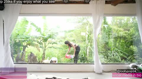 Snapshot of loollypop24 chatting on 11.10.25 Chaturbatexxjessica online show from 11.10.25