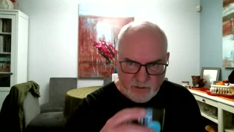 Snapshot of loop102 chatting on 02.24.26 loop102 online show from 02.24.26