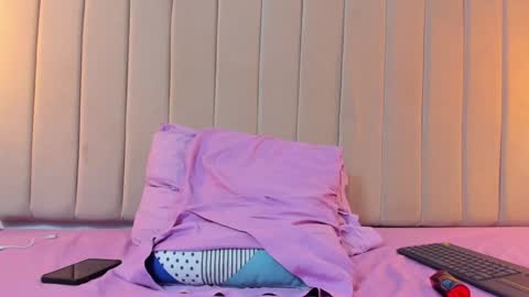 Lopera online show from 02.05.25