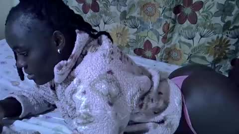 lora_amor online show from 04.29.26