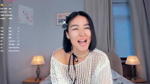 Lora control 2 min for every new Fan Club subscriber online show from 10.23.25