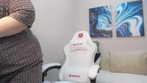 Lora online show from 12.16.25