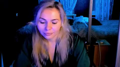 Lora online show from 10.30.25