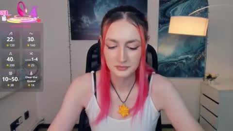 Snapshot of loradimmick chatting on 10.14.25 Lora online show from 10.14.25