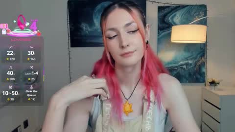 Snapshot of loradimmick chatting on 10.23.25 Lora online show from 10.23.25