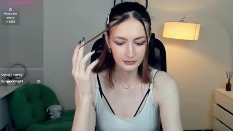 Snapshot of loradimmick chatting on 11.16.25 Lora online show from 11.16.25