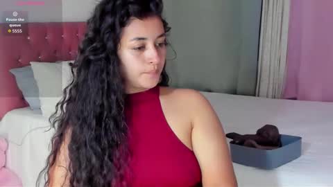 lore_rey online show from 12.02.25