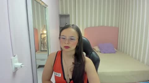 lorelaigiven online show from 05.30.26