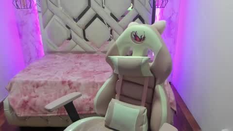 Snapshot of lorem_adams chatting on 01.24.25 lorem_adams online show from 01.24.25