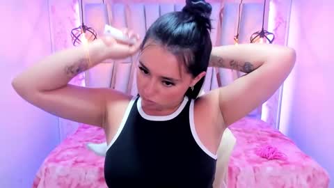 Snapshot of lorem_adams chatting on 03.05.25 lorem_adams online show from 03.05.25