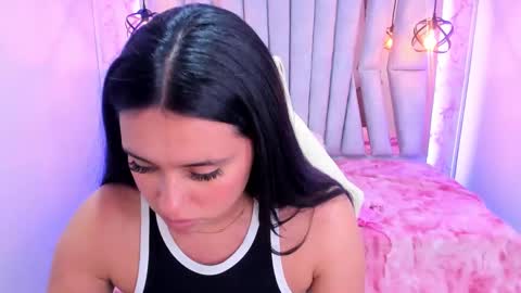 Snapshot of lorem_adams chatting on 03.05.25 lorem_adams online show from 03.05.25