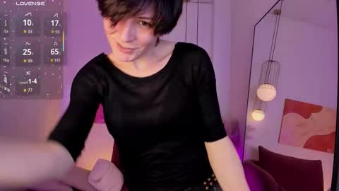 Loren online show from 11.22.25