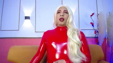 Snapshot of lorena_sexy__ chatting on 10.05.25 lorena_sexy__ online show from 10.05.25