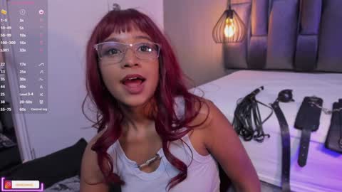 Snapshot of lorena_vieira_ chatting on 02.03.25 Lorena Vieira online show from 02.03.25