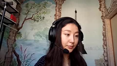 Snapshot of lorenelanosa chatting on 12.02.25 Sofia online show from 12.02.25