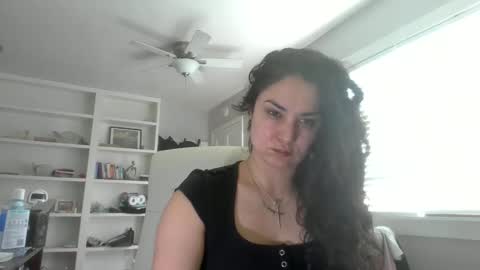 Snapshot of lorenlovely chatting on 11.24.25 lorenlovely online show from 11.24.25