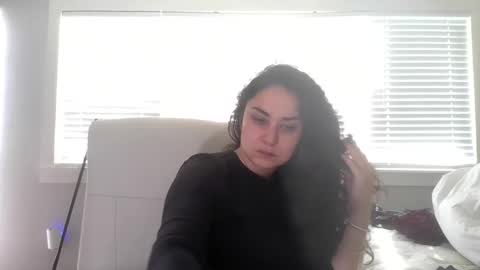 Snapshot of lorenlovely chatting on 11.30.25 lorenlovely online show from 11.30.25