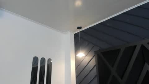  L O R E N Z O  Thumbs Up help  online show from 02.01.25