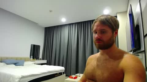 Snapshot of lorenzolux chatting on 06.04.26 Lorenz online show from 06.04.26
