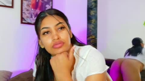 loretahorny online show from 02.06.26