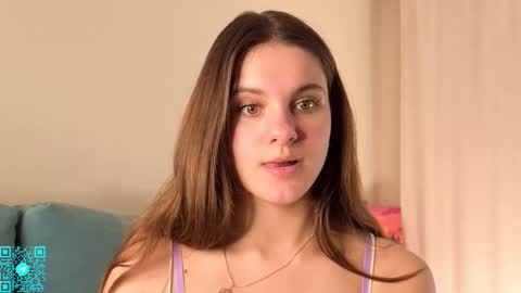 Snapshot of lorettadunnelli chatting on 11.22.25 Chloe for Fan BlackHole online show from 11.22.25